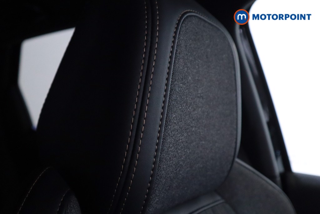 Used Peugeot 3008 2019 for sale - 77171243: Photo 32