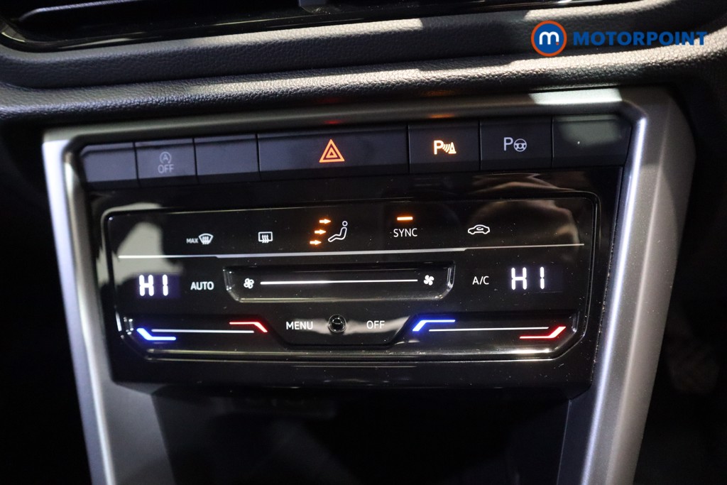 Used Volkswagen T-Roc 2022 for sale - 78081859: Photo 14