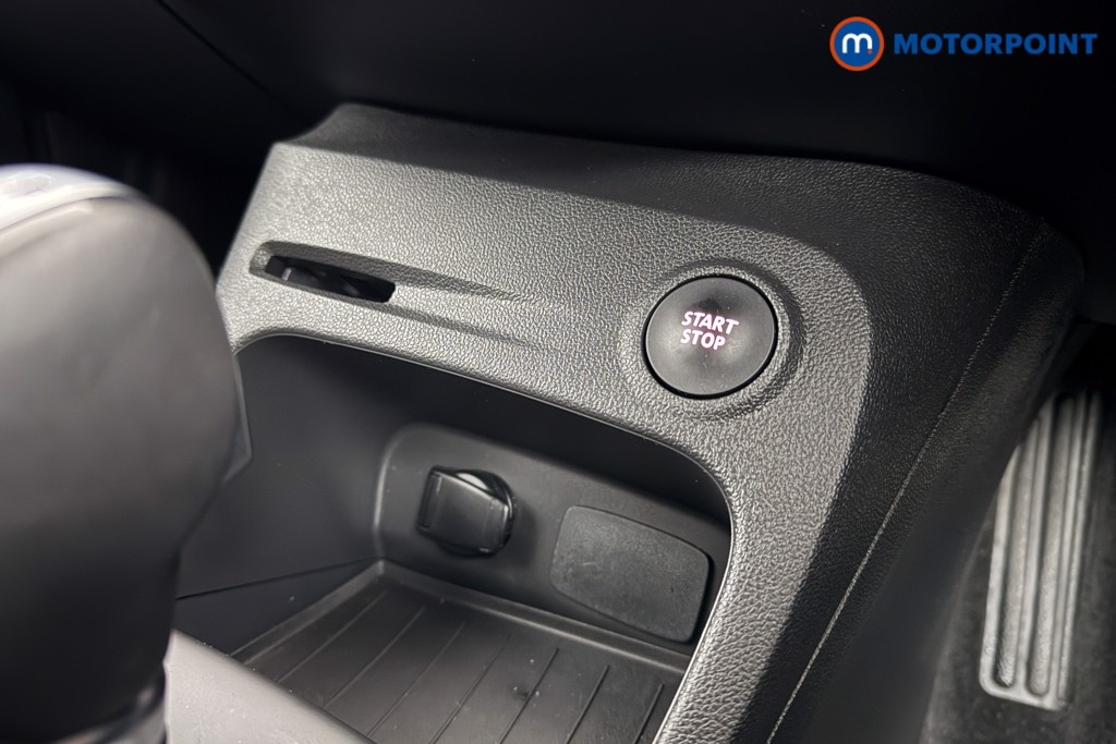 Used Renault Captur 2020 for sale - 77286481: Photo 20