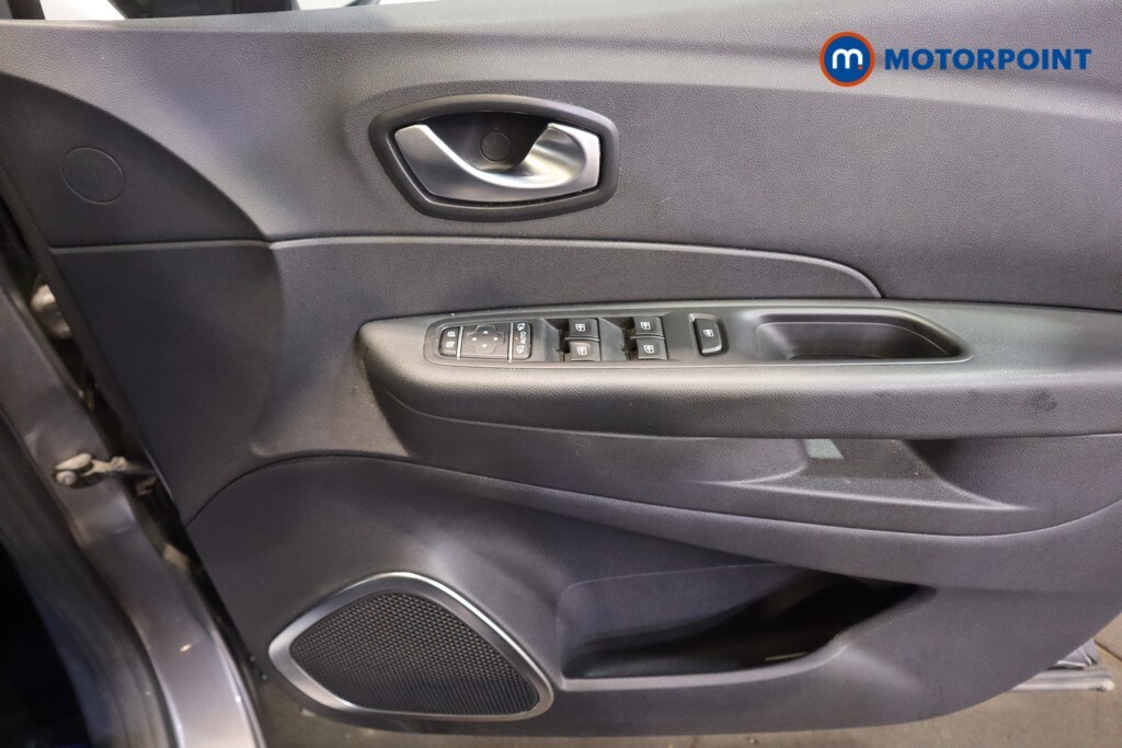 Used Renault Captur 2019 for sale - 78109716: Photo 16