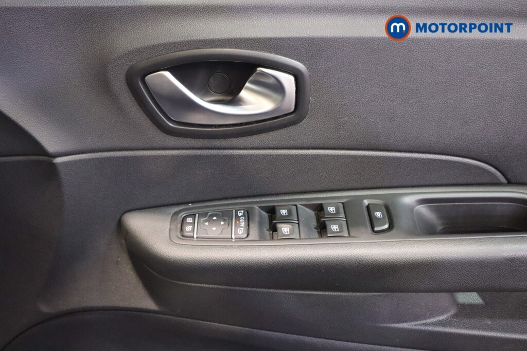 Used Renault Captur 2019 for sale - 78109716: Photo 17