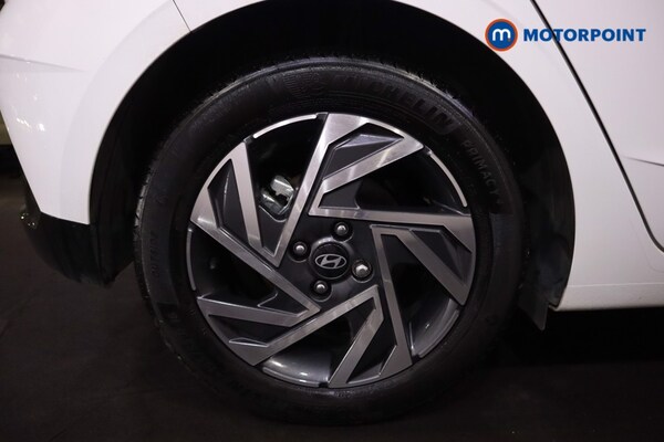 Used Hyundai i20 2024 for sale - 76118036: Photo 32