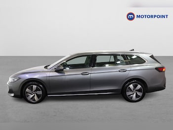 Used Volkswagen Passat 2025 for sale - 75829953: Photo