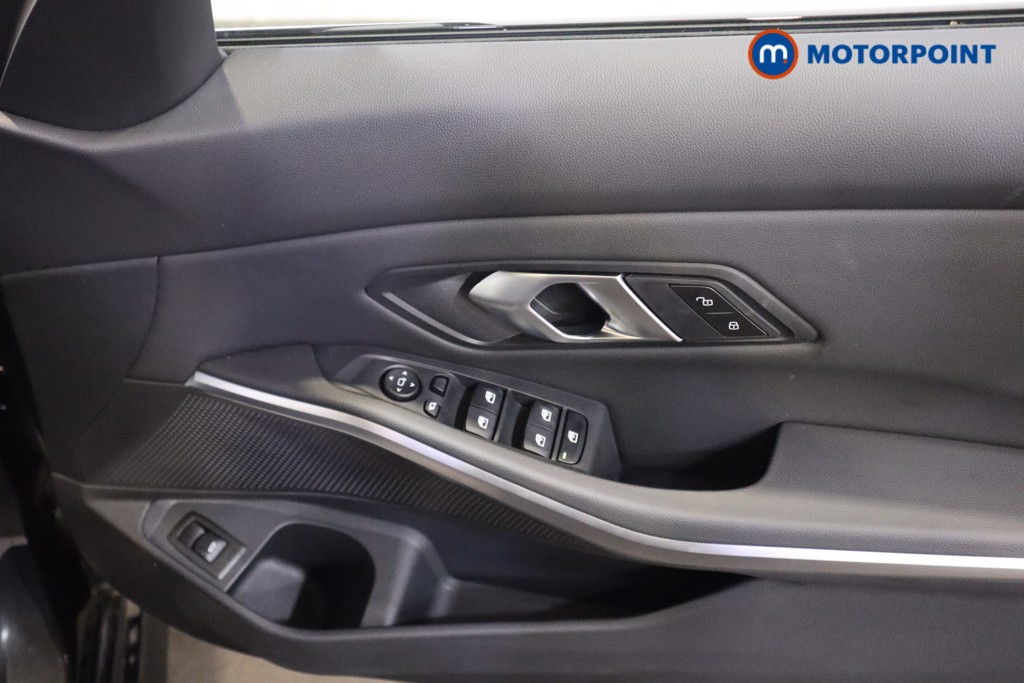 Used BMW 3 Series 2025 for sale - 76394848: Photo 17