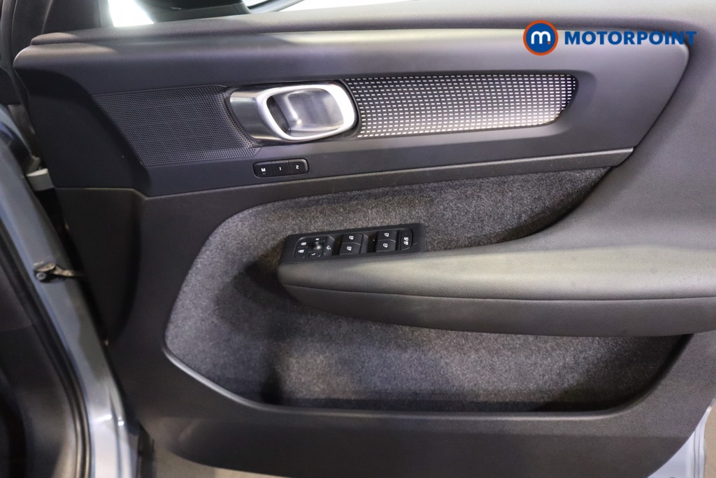 Used Volvo XC40 2023 for sale - 76835871: Photo 18