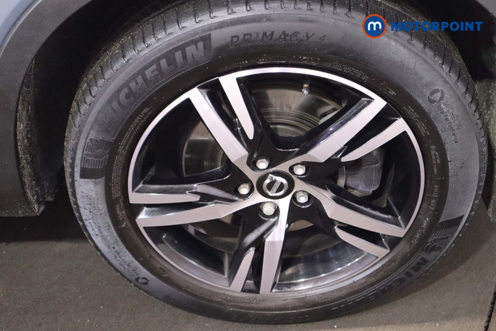 Used Volvo XC40 2023 for sale - 76835871: Photo 35