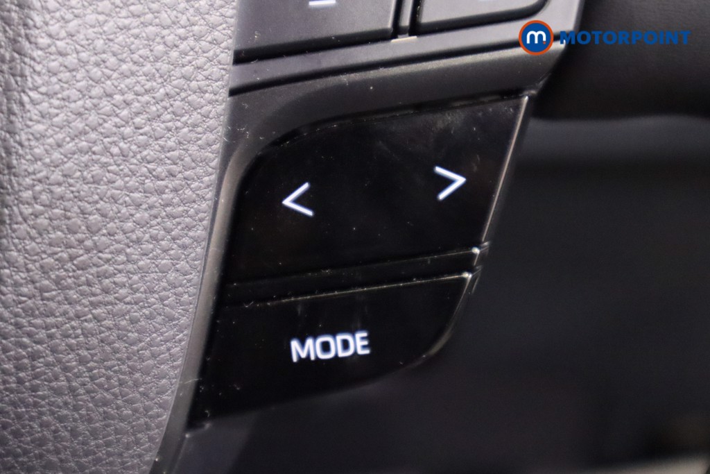 Used Toyota C-HR 2024 for sale - 77275084: Photo 27