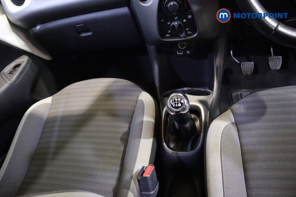 Used Toyota AYGO 2018 for sale - 76641245: Photo 14