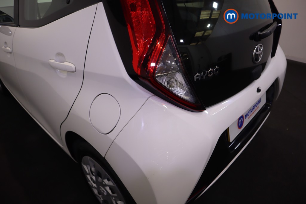 Used Toyota AYGO 2018 for sale - 76641245: Photo 35