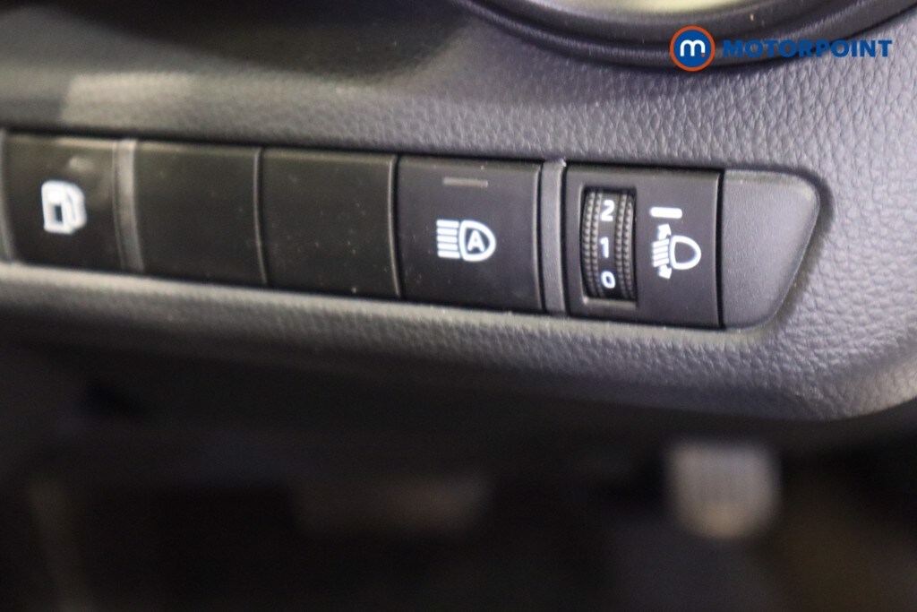 Used Toyota C-HR 2024 for sale - 76075139: Photo 24