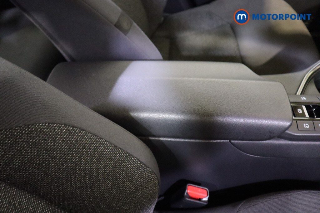 Used Toyota C-HR 2024 for sale - 76075139: Photo 34