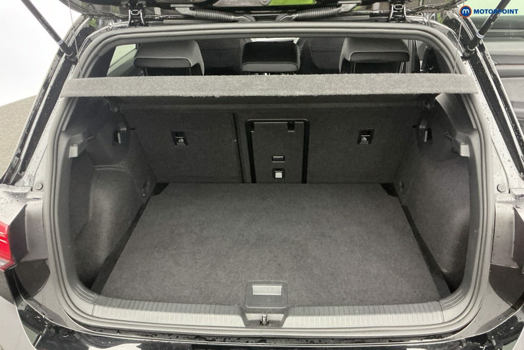 Used Volkswagen Golf 2024 for sale - 77918896: Photo 11