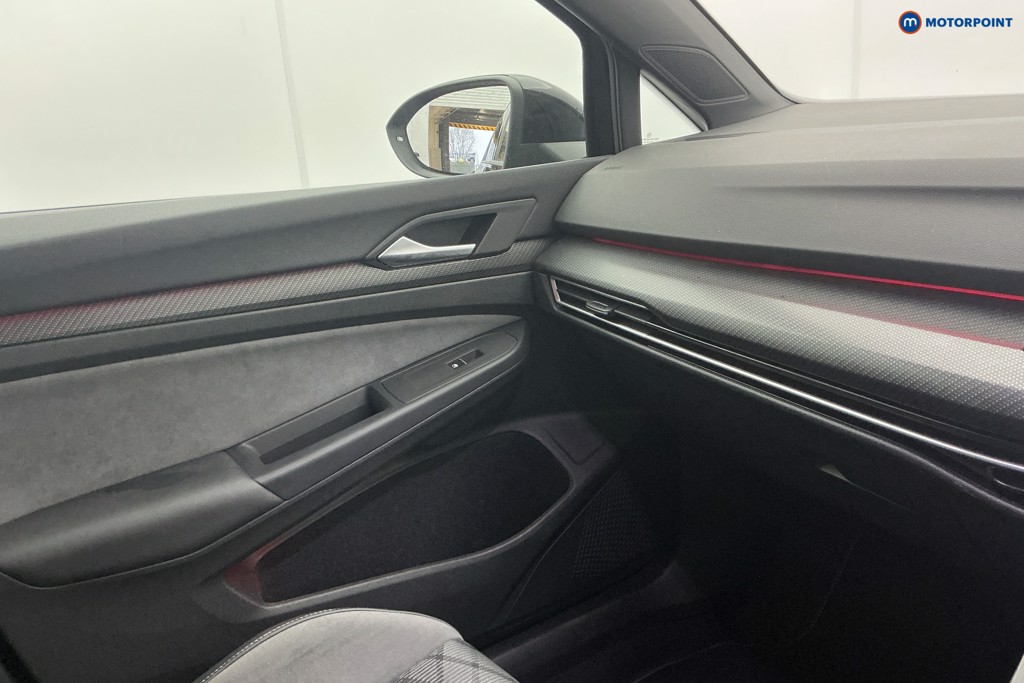 Used Volkswagen Golf 2024 for sale - 77918896: Photo 31