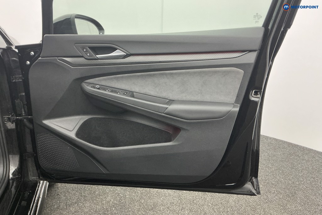 Used Volkswagen Golf 2024 for sale - 77918896: Photo 35