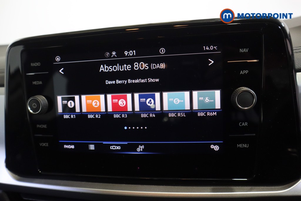 Used Volkswagen T-Roc 2022 for sale - 76767310: Photo 10