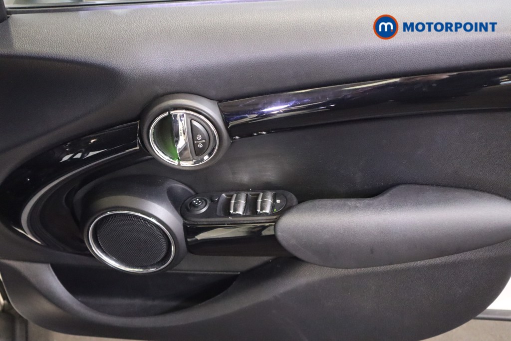 Used MINI Hatch 2016 for sale - 76394877: Photo 21