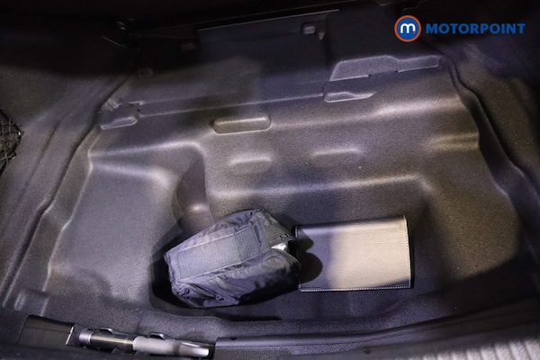 Used Mercedes-Benz C-Class 2022 for sale - 76127873: Photo 36