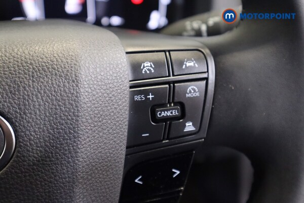 Used Toyota C-HR 2024 for sale - 75960339: Photo 17
