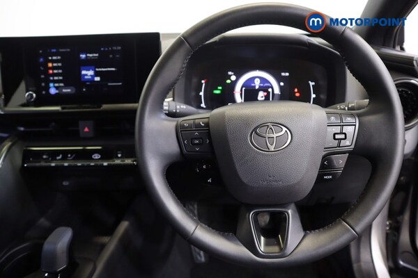 Used Toyota C-HR 2024 for sale - 75960339: Photo 18