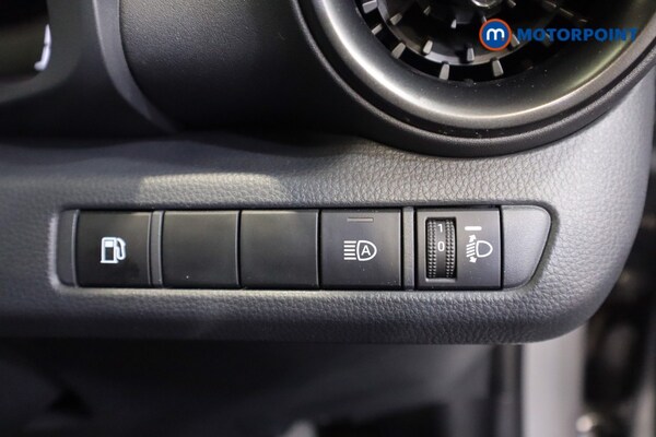 Used Toyota C-HR 2024 for sale - 75960339: Photo 19