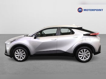 Used Toyota C-HR 2024 for sale - 75960339: Photo 4