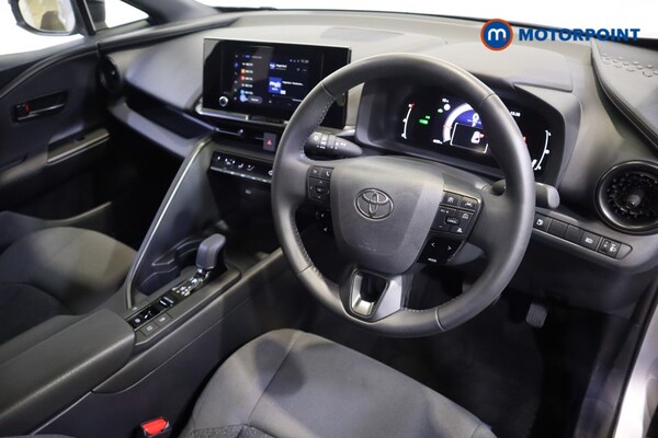 Used Toyota C-HR 2024 for sale - 75960339: Photo 9