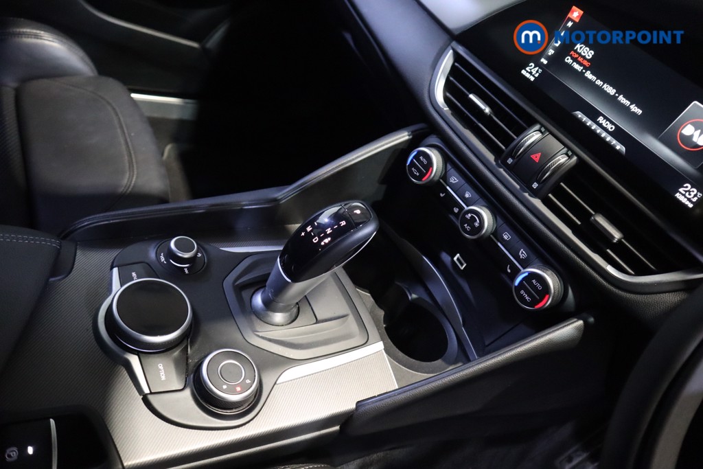 Used Alfa Romeo Giulia 2018 for sale - 77055951: Photo 15