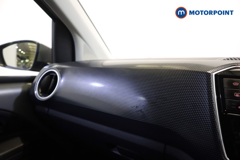 Used Volkswagen up! 2022 for sale - 76875890: Photo 28