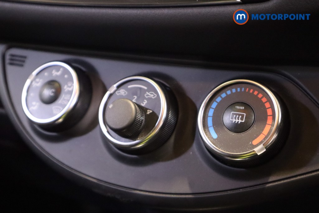 Used Toyota Yaris 2020 for sale - 78015498: Photo 26