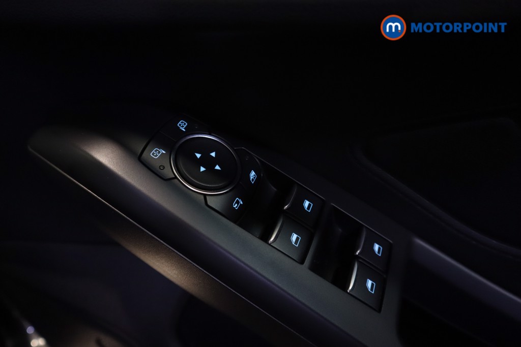 Used Ford Focus 2020 for sale - 76933936: Photo 11