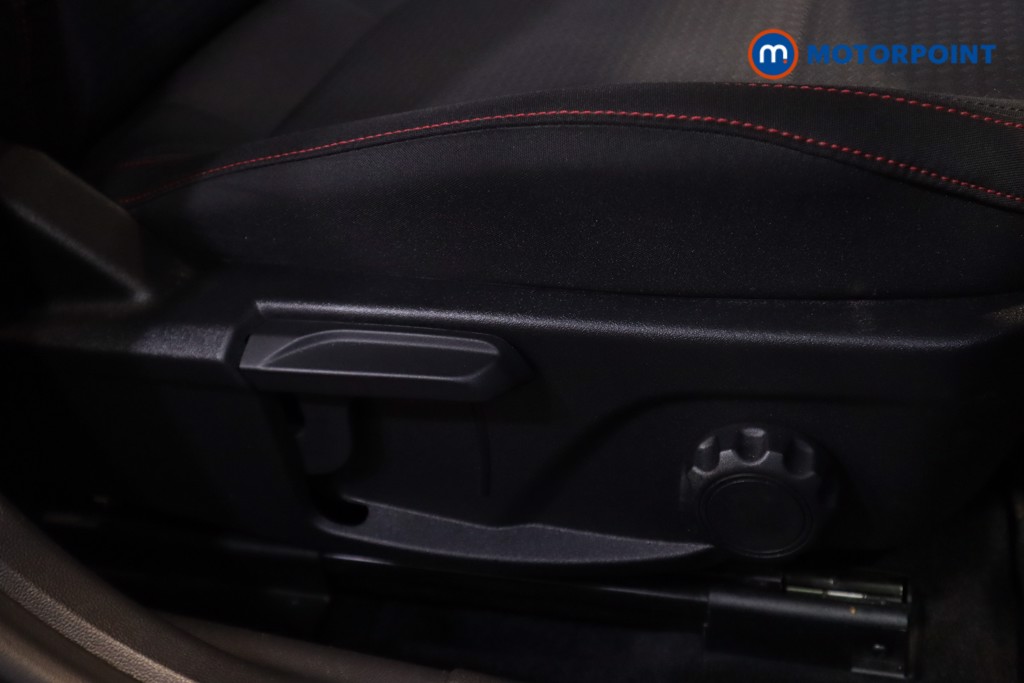 Used Ford Focus 2020 for sale - 76933936: Photo 14