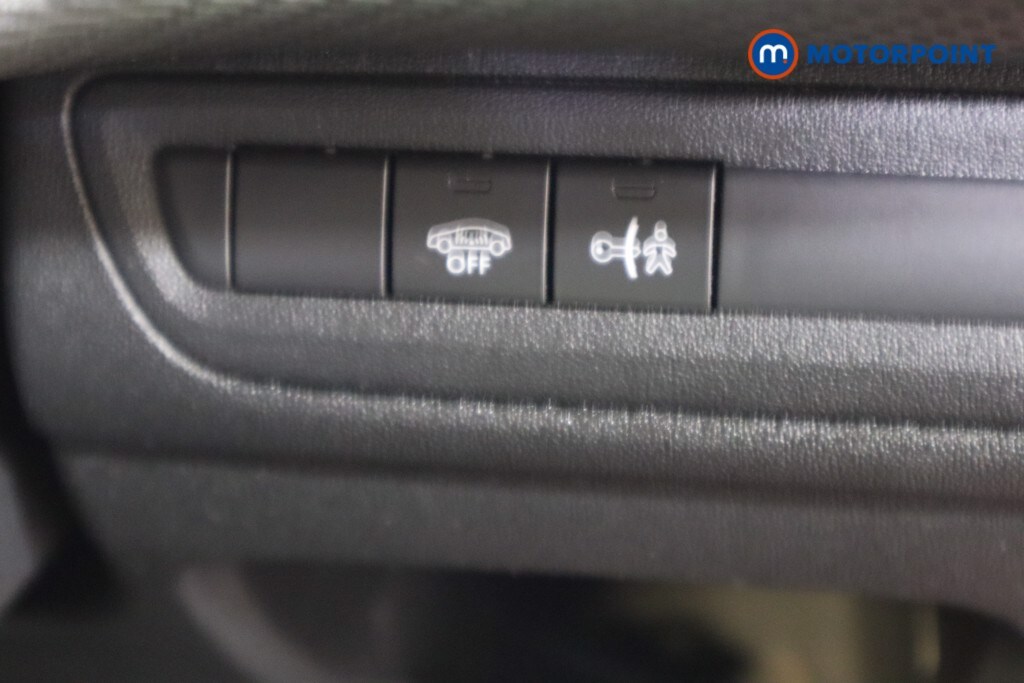 Used Peugeot 2008 2018 for sale - 76697074: Photo 24