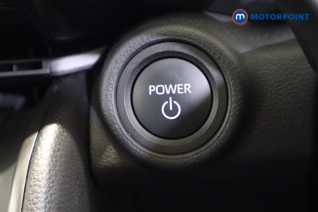 Used Toyota C-HR 2025 for sale - 77743840: Photo 30