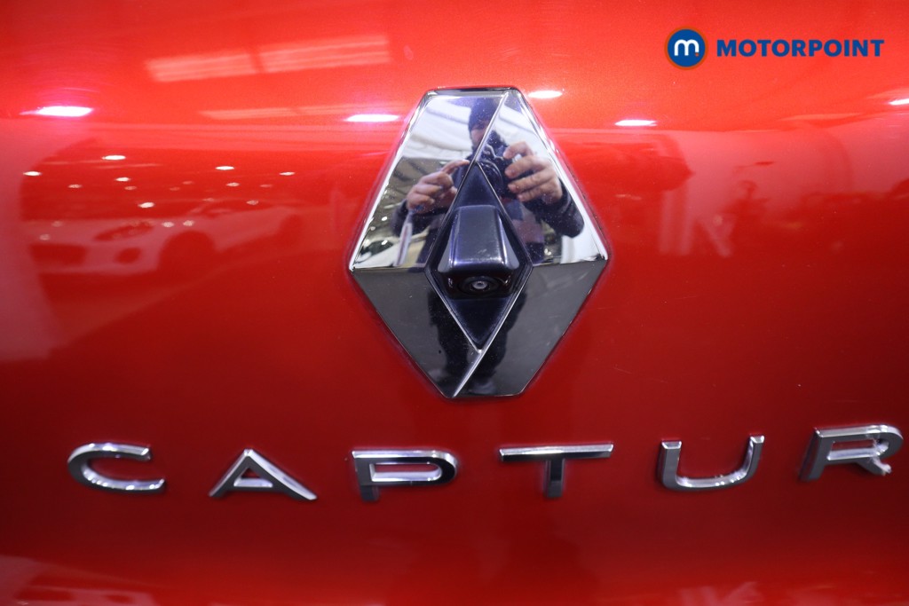 Used Renault Captur 2021 for sale - 76491288: Photo 36