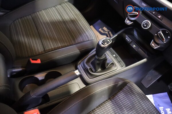 Used Kia Stonic 2022 for sale - 76196833: Photo 15