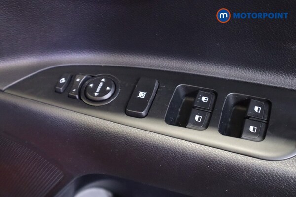 Used Kia Stonic 2022 for sale - 76196833: Photo 19