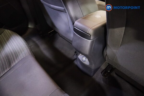 Used Kia Stonic 2022 for sale - 76196833: Photo 26