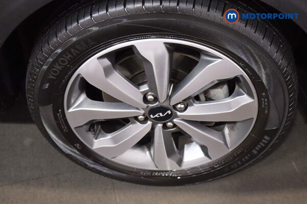 Used Kia Stonic 2022 for sale - 76196833: Photo 32