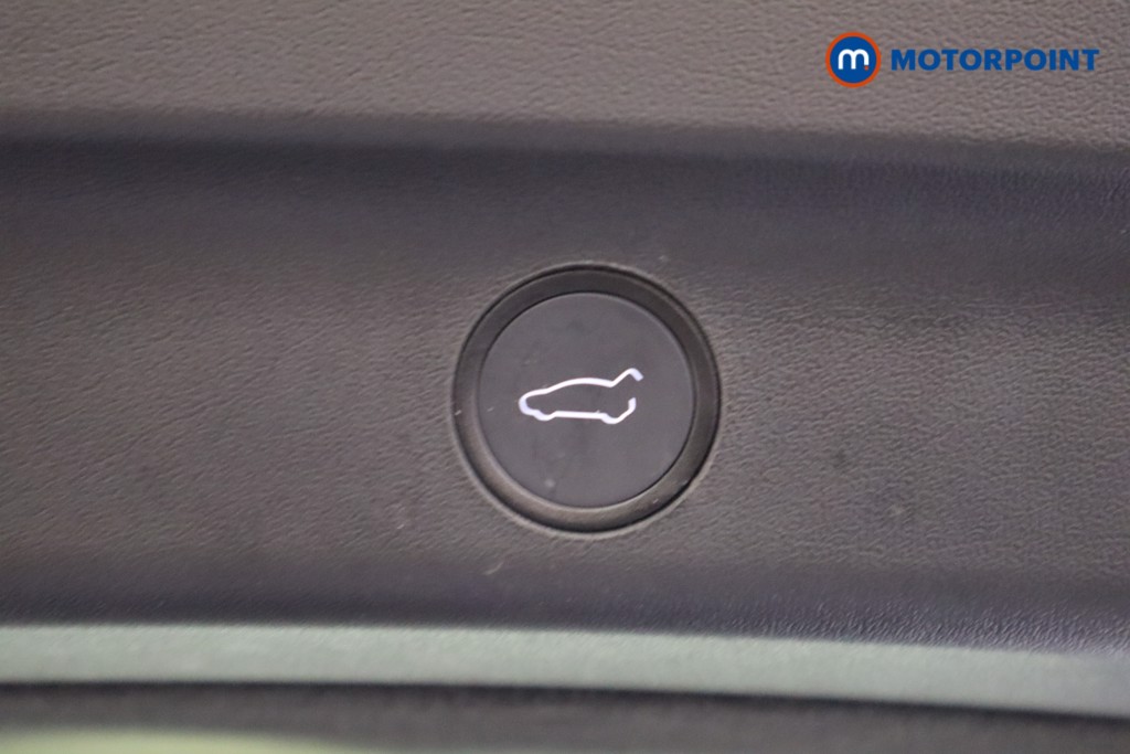 Used Tesla Model Y 2024 for sale - 77951547: Photo 25