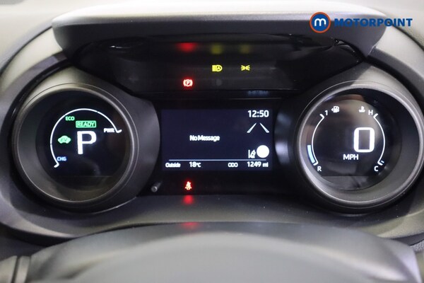 Used Toyota Yaris 2023 for sale - 76026820: Photo 11