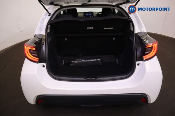 Used Toyota Yaris 2023 for sale - 76026820: Photo 16