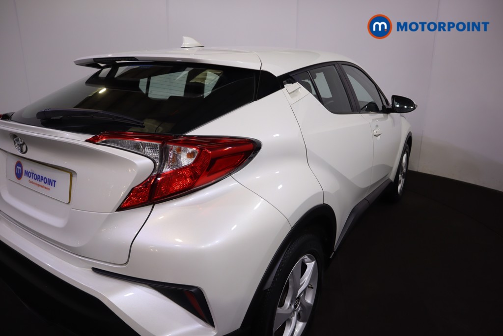 Used Toyota C-HR 2018 for sale - 76491625: Photo 19