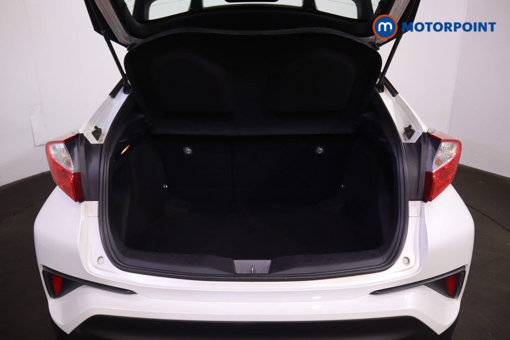 Used Toyota C-HR 2018 for sale - 76491625: Photo 28