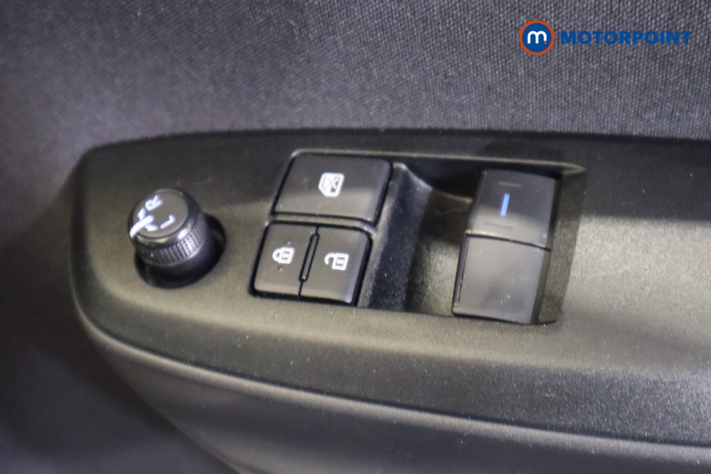 Used Toyota Yaris 2022 for sale - 76344949: Photo 15