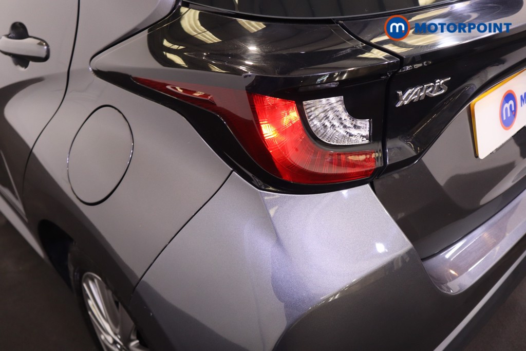 Used Toyota Yaris 2022 for sale - 76344949: Photo 30