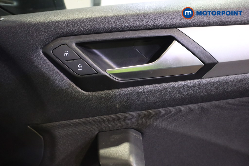 Used Volkswagen T-Roc 2023 for sale - 77886304: Photo 21