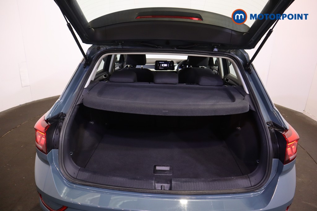 Used Volkswagen T-Roc 2023 for sale - 77886304: Photo 27