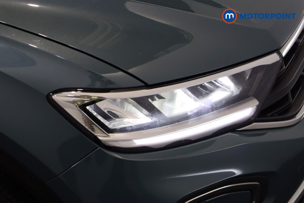 Used Volkswagen T-Roc 2023 for sale - 77886304: Photo 34