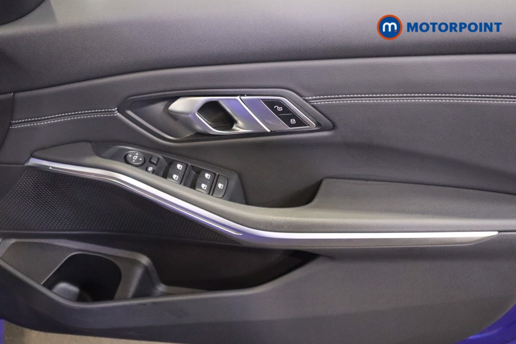 Used BMW 3 Series 2021 for sale - 76581060: Photo 21