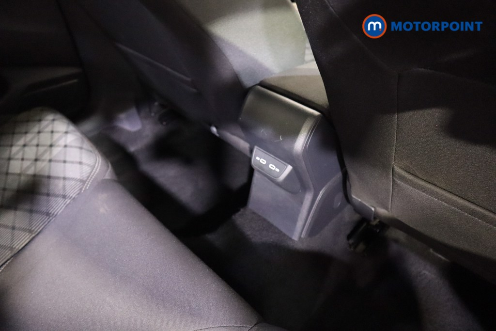 Used Volkswagen Taigo 2024 for sale - 76438528: Photo 27